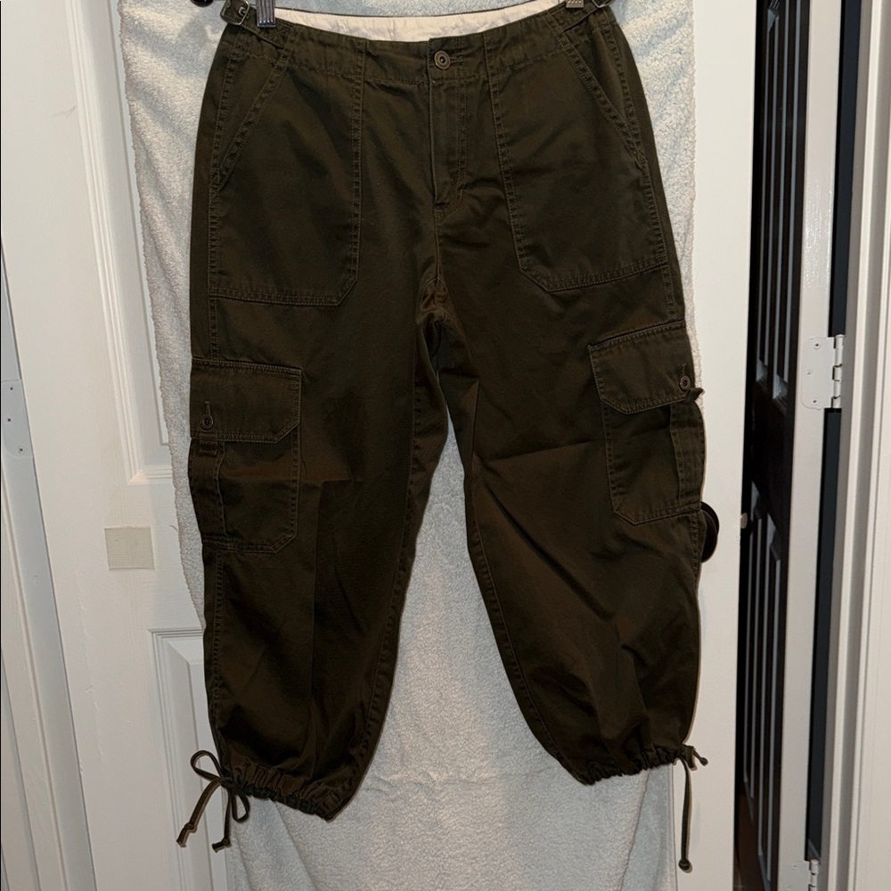 Liz Claiborne  Olive Cargo Pants
